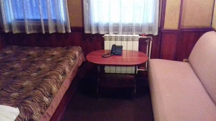 Tek Kişilik Oda, Ortak Banyo