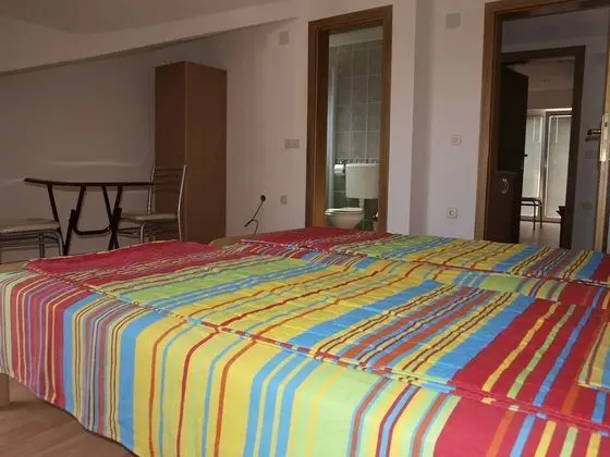 Tek Büyük veya İki Ayrı Yataklı Oda