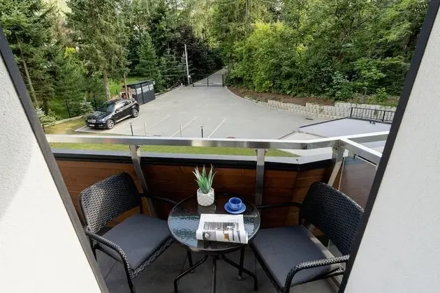 Apart Daire, 2 Yatak Odası, Balkon, Dağ Manzaralı