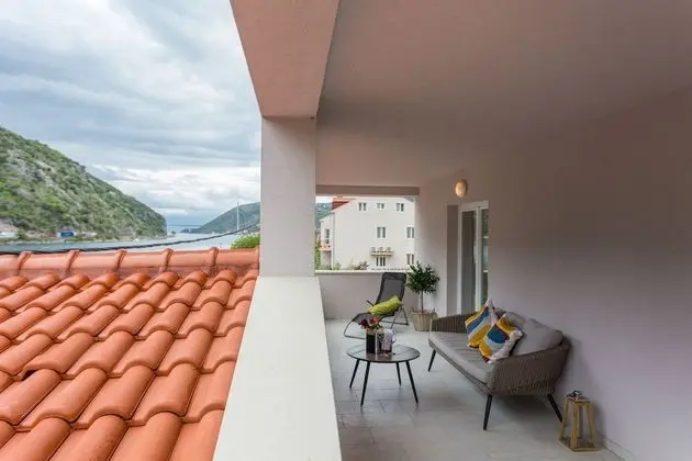 Apart Daire, Deniz Manzaralı (Wind Rose)