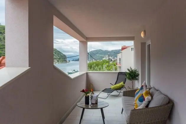 Apart Daire, Deniz Manzaralı (Wind Rose)