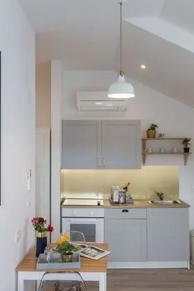 Apartment with Jacuzzi and Sea View (West Wind)