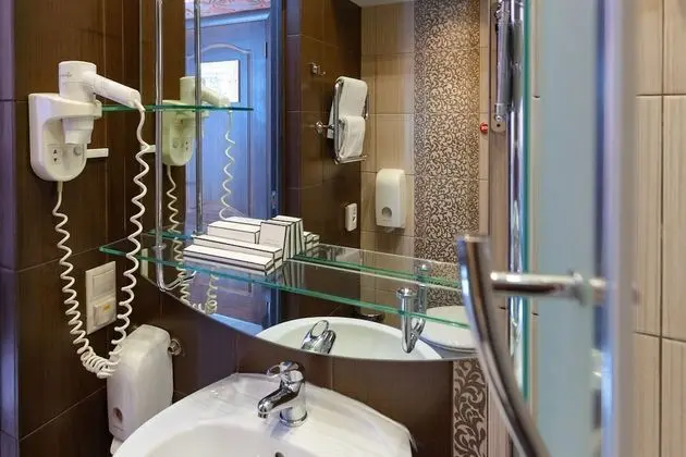 Standard Tek Büyük veya İki Ayrı Yataklı Oda