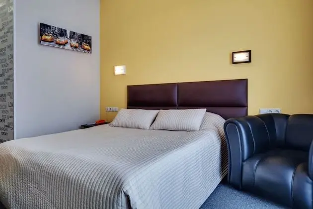 Superior Tek Büyük veya İki Ayrı Yataklı Oda