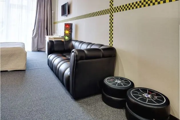 Superior Tek Büyük veya İki Ayrı Yataklı Oda