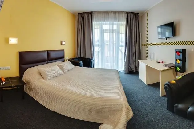 Superior Tek Büyük veya İki Ayrı Yataklı Oda