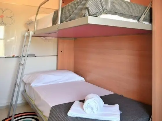 Apart Daire, 3 Yatak Odası, Havuz Manzaralı