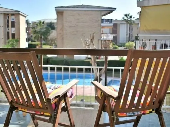 Apart Daire, 3 Yatak Odası, Havuz Manzaralı