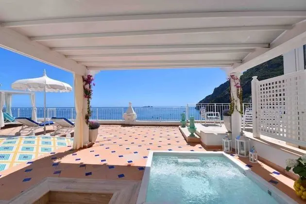 Elite Süit, Özel Banyo, Deniz Manzaralı (with External Jacuzzi and Private Gym)