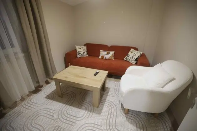 1+1 Teras Suites