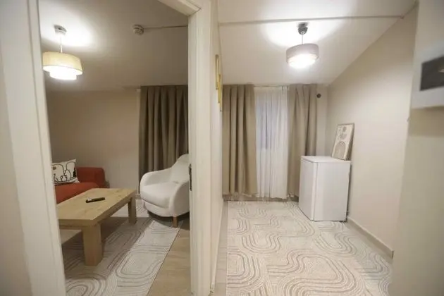 1+1 Teras Suites