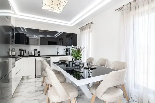 Deluxe Villa