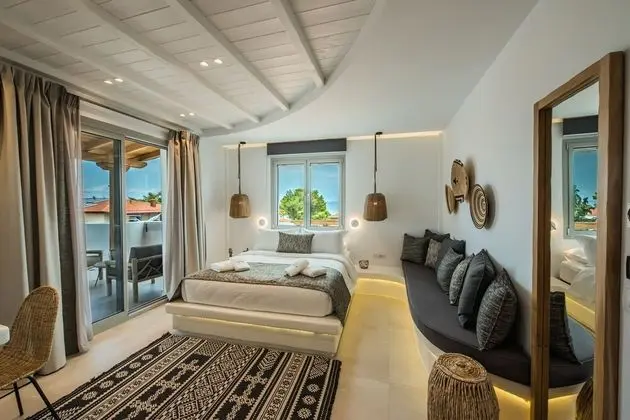 Deluxe Oda, Sıcak Su Havuzu