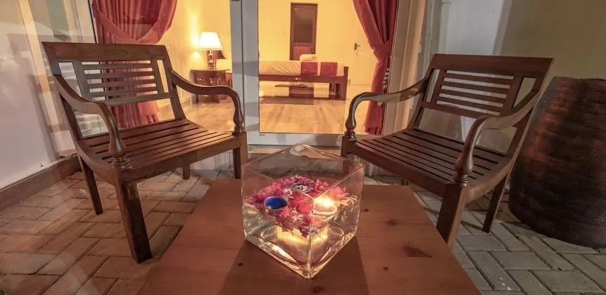 Deluxe Tek Büyük veya İki Ayrı Yataklı Oda, 2 Tek Kişilik Yatak, Bahçe Manzaralı