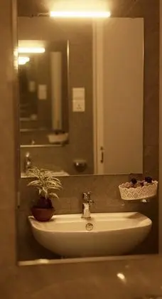 Ortak Ranzalı Oda, Sadece kadınlar için