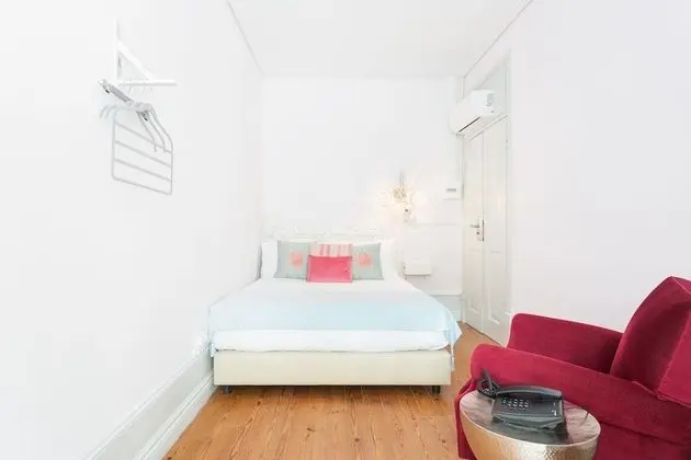 Comfort Tek Büyük Yataklı Oda