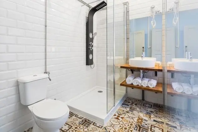 Exclusive Tek Büyük Yataklı Oda