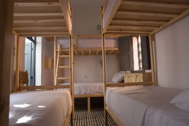 Traditional Ortak Ranzalı Oda, Karma Ranzalı Oda, Ortak Banyo