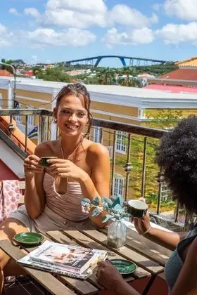 Comfort Oda, Balkon