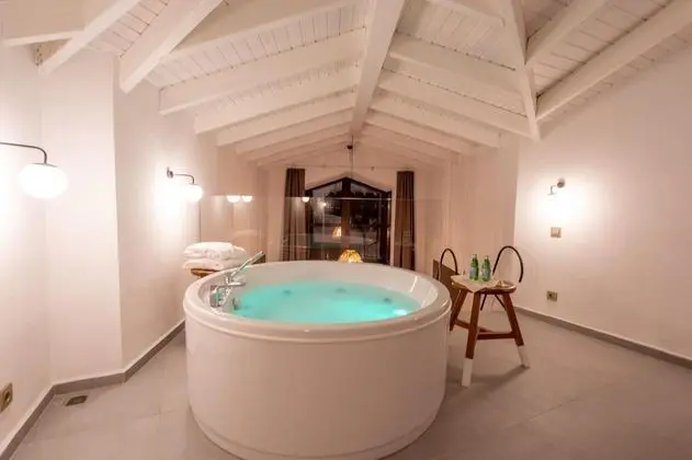 Loft Oda, Jakuzili, Deniz Manzaralı, Jakuzili