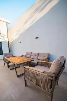 Bungalow 2+1 Oda, Kısmi Göl Manzaralı, Isıtmalı Özel Havuzlu