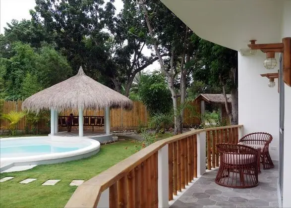 Deluxe Stüdyo, Balkon, Havuz Manzaralı