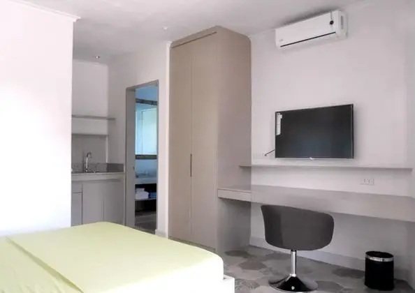 Deluxe Stüdyo, Balkon, Havuz Manzaralı