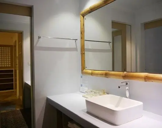 Luxury Apart Daire, 2 Yatak Odası, Balkon, Bahçe Manzaralı