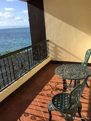 Deluxe Horizon Suite