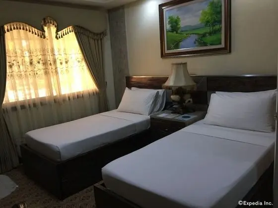 Poolside Twin Room