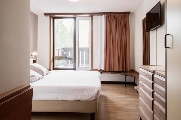 Superior Tek Büyük veya İki Ayrı Yataklı Oda