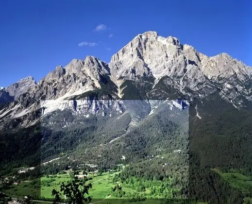 Superior Tek Büyük veya İki Ayrı Yataklı Oda