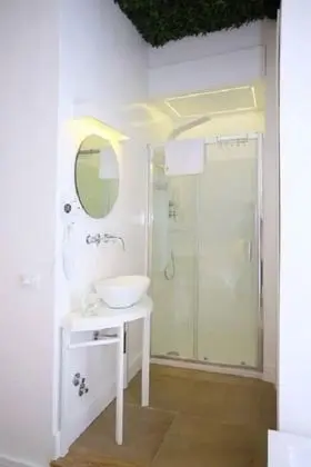Deluxe Tek Büyük Yataklı Oda (Dalì)