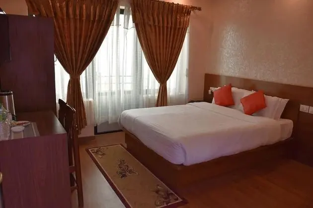 Deluxe Tek Büyük Yataklı Oda, 1 Çift Kişilik Yatak, Sigara İçilmez, Vadi Manzaralı