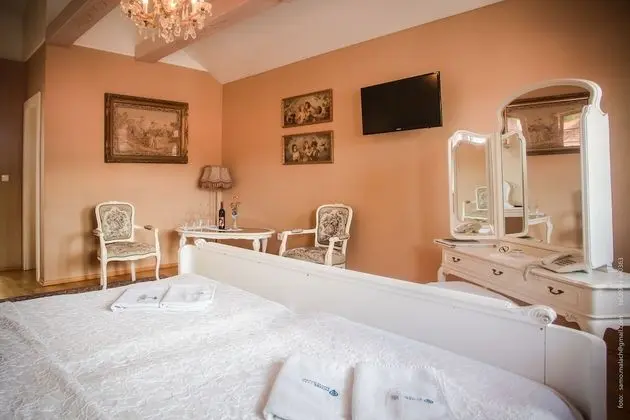 Deluxe Tek Büyük veya İki Ayrı Yataklı Oda