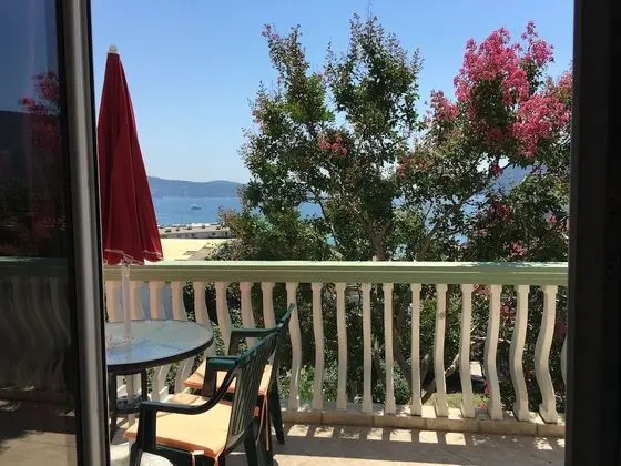 Standard Apart Daire, 1 Yatak Odası, Teras, Deniz Manzaralı