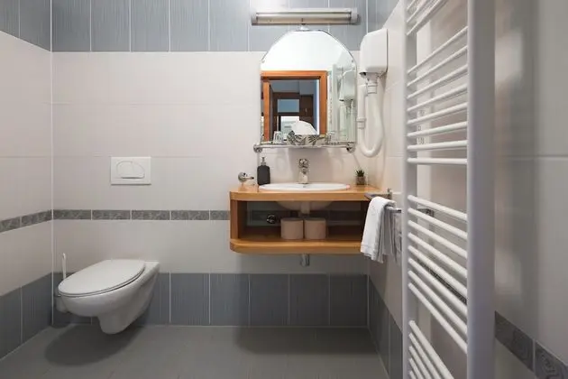 Standard Tek Büyük veya İki Ayrı Yataklı Oda