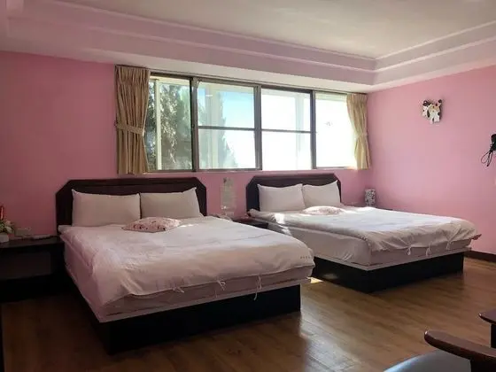 Standard Dört Kişilik Oda