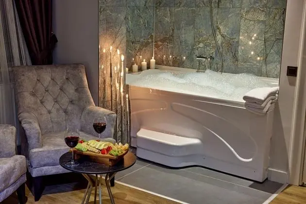 Jakuzili Deluxe Oda,Şehir Manzaralı,Jakuzili