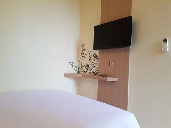 Deluxe Oda, 1 Büyük (Queen) Boy Yatak, Şehir Manzaralı