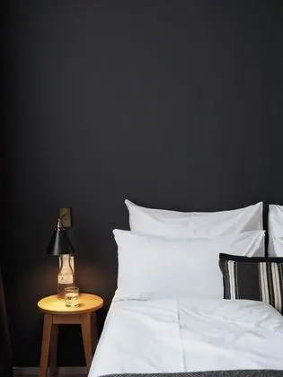 Bold Room