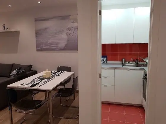 Apart Daire, 2 Yatak Odası, Balkon