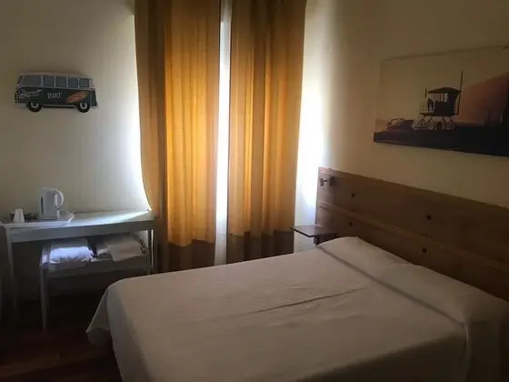 Tek Büyük Yataklı Oda