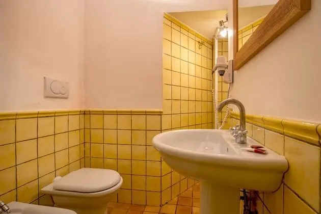 Tek Büyük Yataklı Oda, Mutfak (Shared Kitchen)