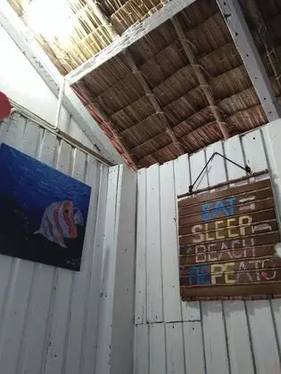 Kır Evi (Bahay Kubo Hut, Fan Only)