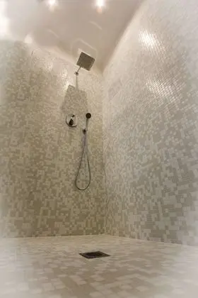 Superior Oda, Ek Bina (Cabiria)