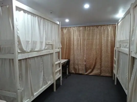Ortak Ranzalı Oda, Sadece erkekler için (Bed in 6-bed Room)