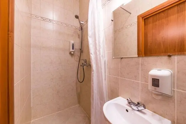 Standard Tek Büyük veya İki Ayrı Yataklı Oda
