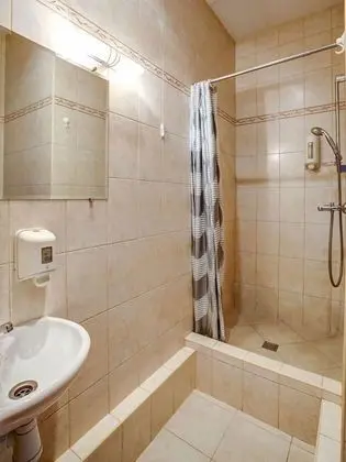 Standard Tek Büyük veya İki Ayrı Yataklı Oda