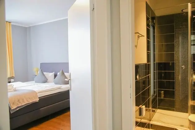 Tek Büyük Yataklı Oda, Balkon